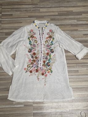 🔺️Dor Dor Couture White Embroidered Floral Long Sleeve Tunic Top Medium